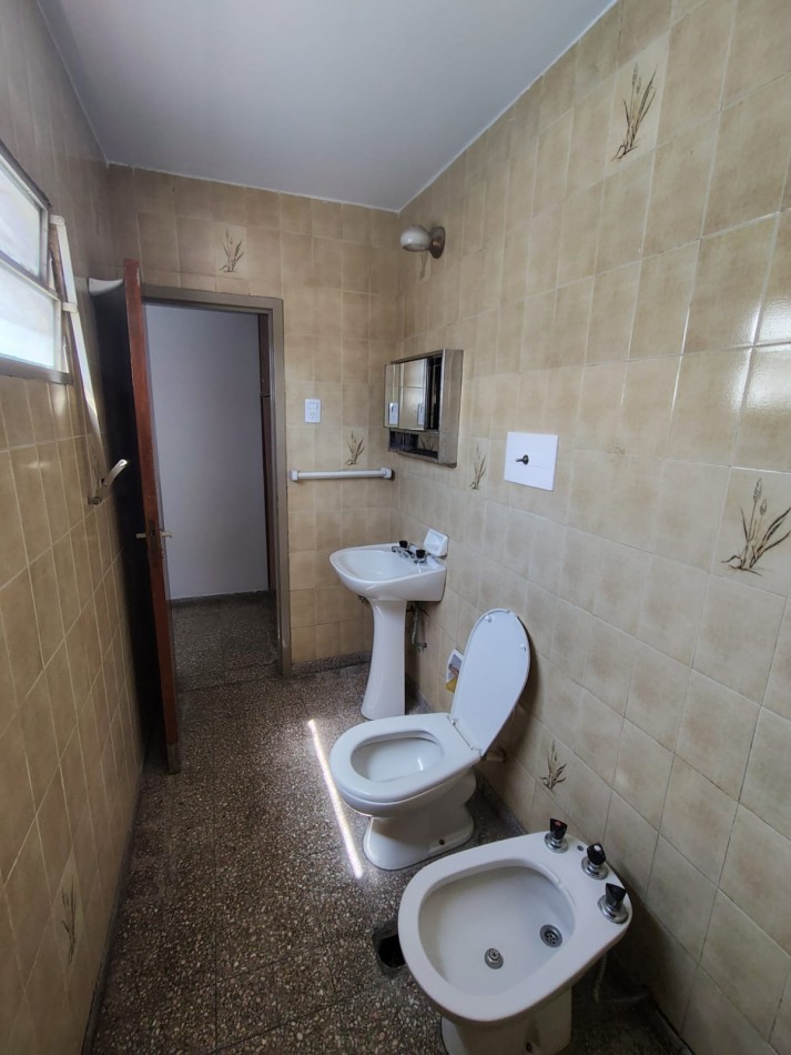 Departamento con terraza y asador