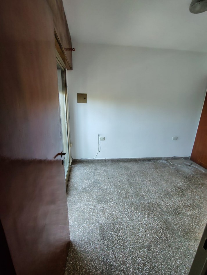 Departamento con terraza y asador