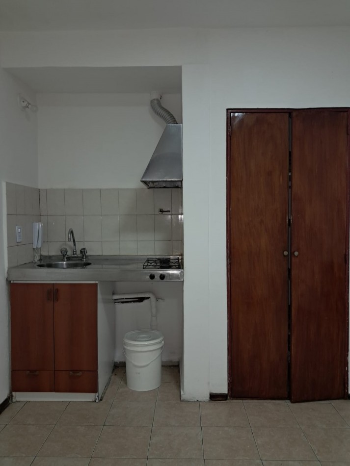 Depto en Alberdi! Zona Clinicas! 