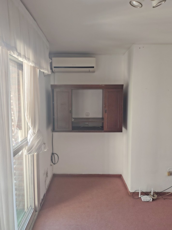 Hermoso Departamento con Balcon, Aire! y Gimnasio Abajo!