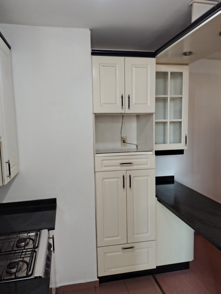 Hermoso Departamento con Balcon, Aire! y Gimnasio Abajo!